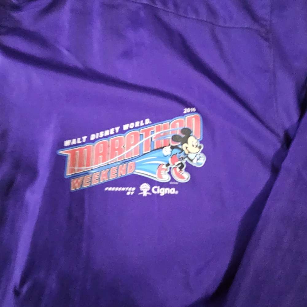 Disney World 2016 1/2 Marathon Volunteer Windbreaker Jacket Adult Med. 92999 - Picture 6 of 11